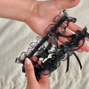 Deux jarretières noires en dentelle avec nœuds en satin – Accessoires lingerie femme Tunisie